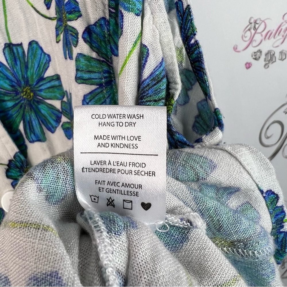 Blue Sky tank top linen and bamboo Floral Button-Up Blouse - Blue and White - Picture 11 of 12